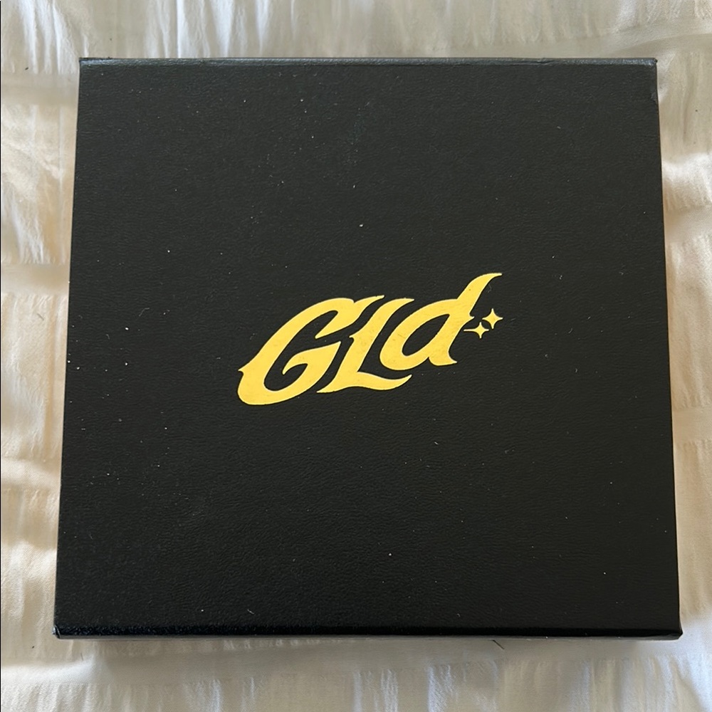 Men's Black and Gold Jewelry Box